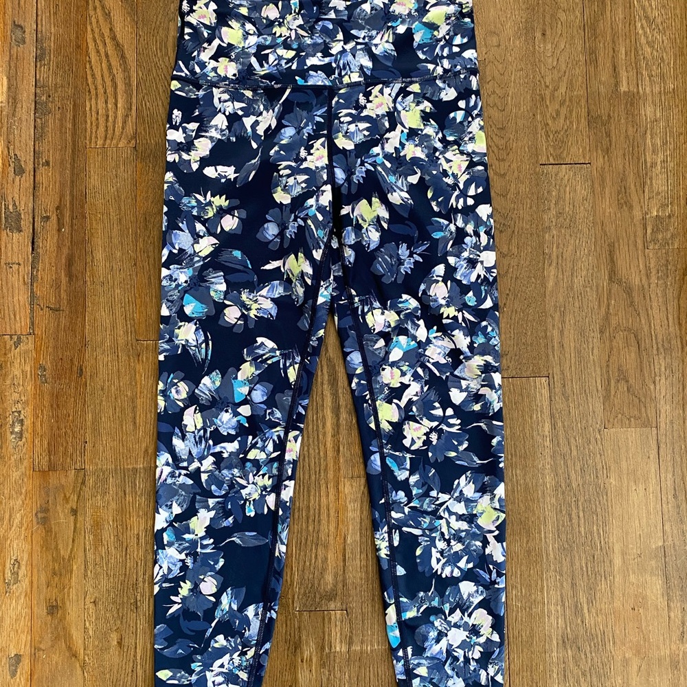 GAP Blue and White Leggings with Abstract Floral Design